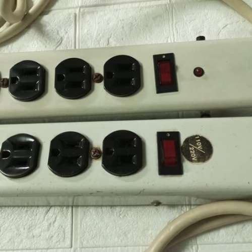 電源濾波拖板6位兩個186ss