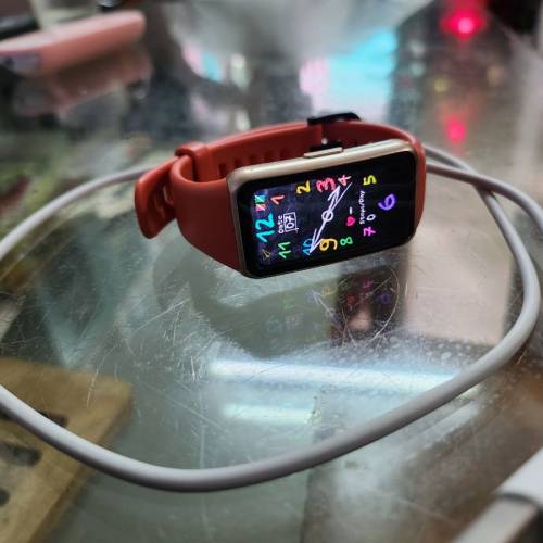 智能手錶 共 3隻 請睇圖片及內容