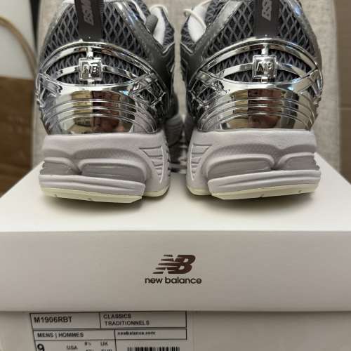全新現貨 US9 電鍍銀色 M1906RBT New Balance The Basement NB 1906R Day Chrome B...