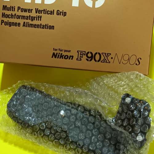BRAND NEW "Made In Japan" 全新未使用 NIKON MB-10 MULTI POWER VERTICAL GRIP