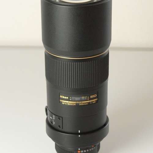 nikon 300/4 af-s D 行貨