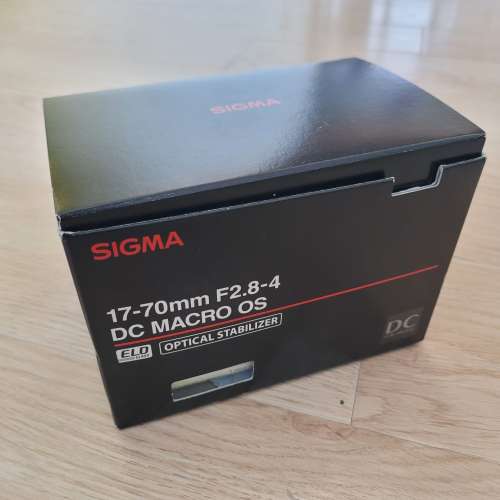 SIGMA 17-70mm 1:2.8 - 4 DC MACRO OS