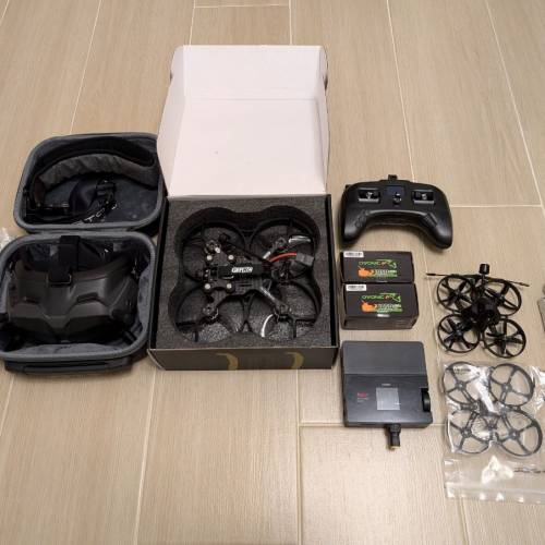 FPV 全套（DJI goggles V2, Cinelog 35, Alpha A85, Tango 2, Smart charger )