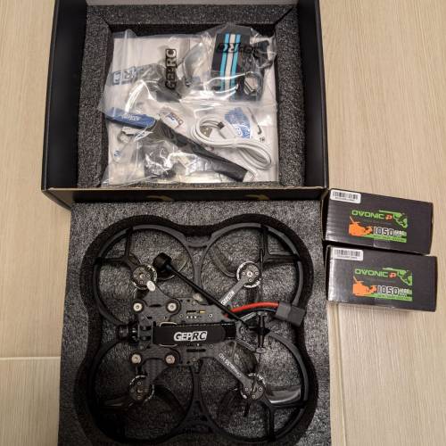 FPV 全套（DJI goggles V2, Cinelog 35, Alpha A85, Tango 2, Smart charger )