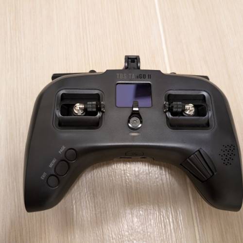 FPV 全套（DJI goggles V2, Cinelog 35, Alpha A85, Tango 2, Smart charger )