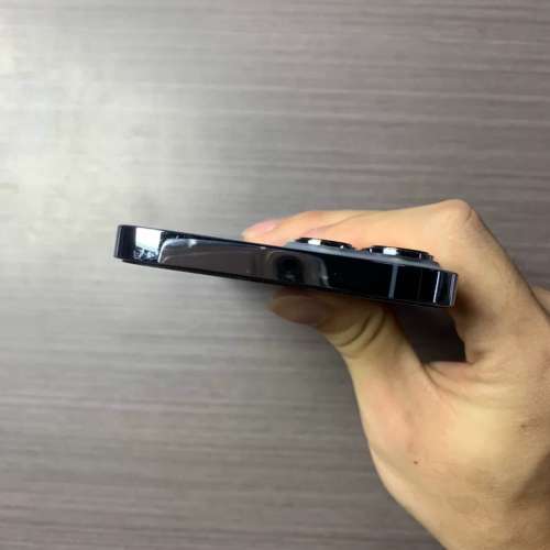 iPhone 13 Pro Max 128G 使用原裝case 同貼mon貼