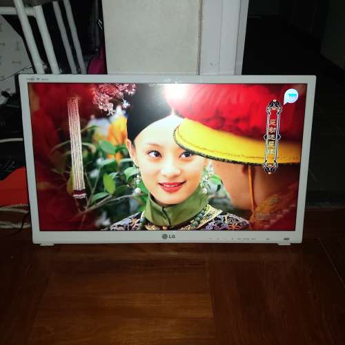 LG 24”LED iDTV