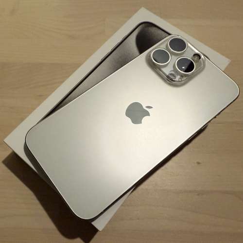 放iPhone 15 Pro Max 256GB White Titanium
