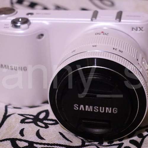 Samsung NX2000 無反數碼相機 2030萬像 3.7 吋 Touch LCD 連 Samsung 20-50mm F3.5...