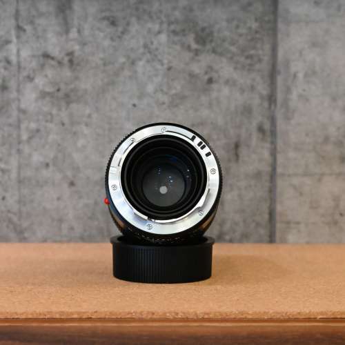 Leica Summarit-M 75mm f/2.5