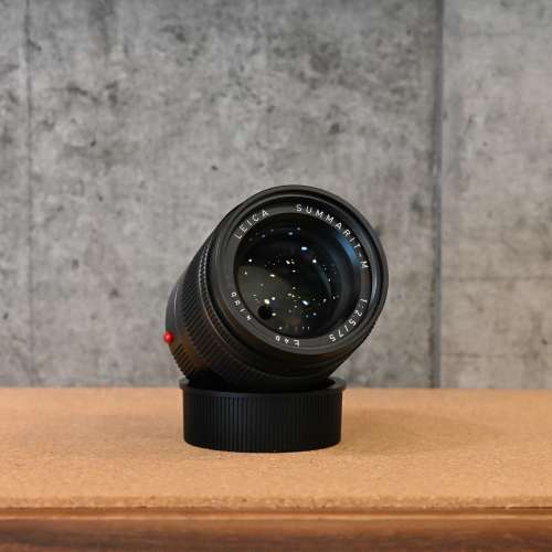 Leica Summarit-M 75mm f/2.5