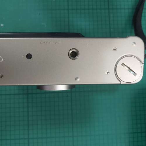 Leica Minilux f2.4 / 40mm 連原裝皮套一個