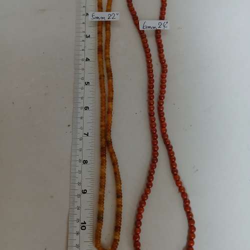 一手兩條黃/紅翡翠珠串，5/6mm 约22/24寸，可改穿三條多手串,兩條共售500元，單一...
