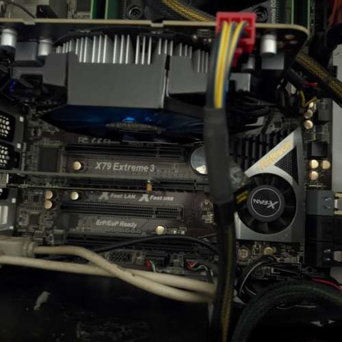 INTEL E5-2670， 8C16T，16GB RAM，128GB APPLE SSD PCI-E