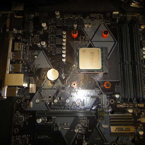 AMD Ryzen 3 3200G 連 ASUS PRIME B450M-A MATX主版 Socket AM4