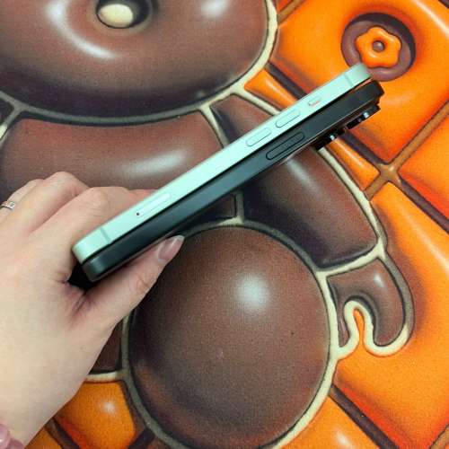 (電子之家，超多高質素Apple 靚機/Apple iPhone 15/綠色💚黑色🖤/256gb/超高質靚仔...