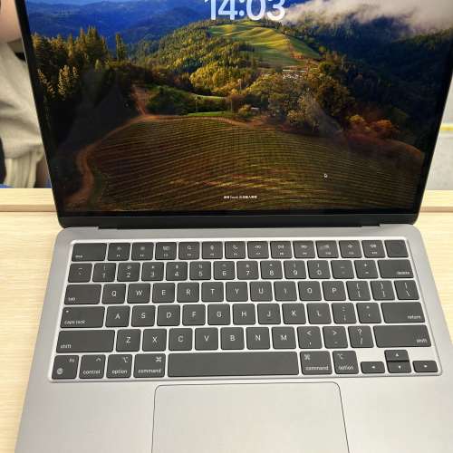 Macbook Air 13inch 8+256g