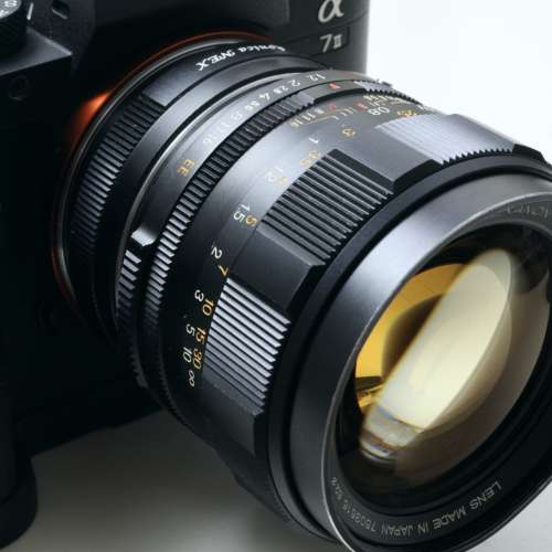 Konica Hexanon AR 57mm f1.2光圈散景優美，譽為最佳日系1.2啱EOS M