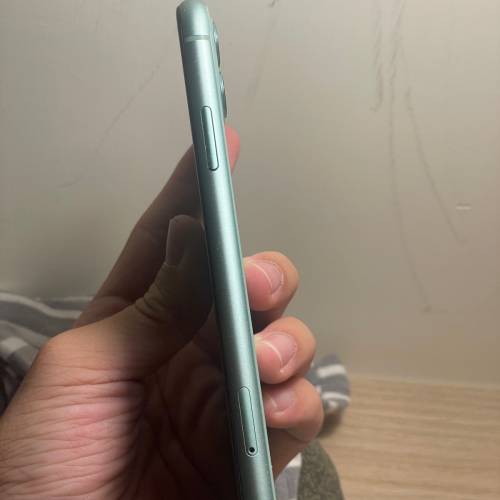 iPhone 11 128GB Green 可小議，還價即成。