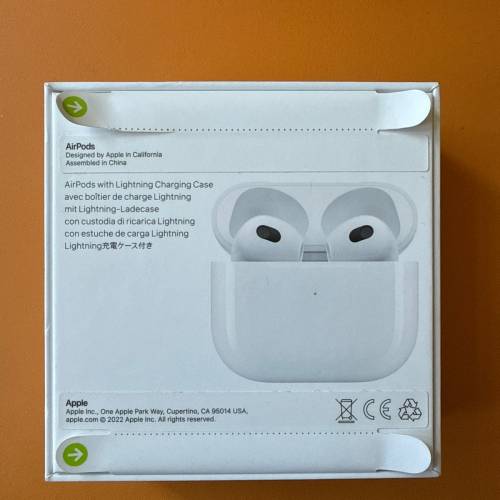 Apple AirPods 3 Lightning Charging Case