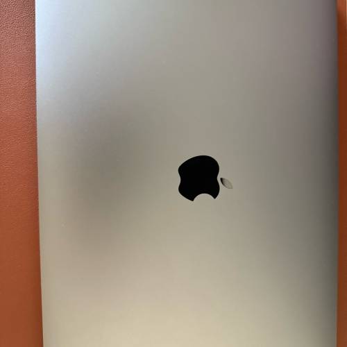 2022 macbook pro m2 13吋