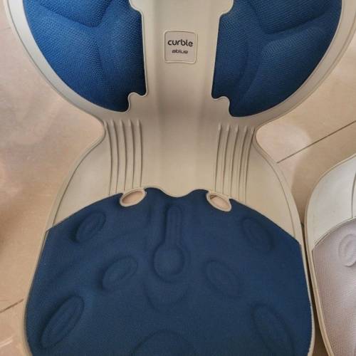 Curble Ablue 博森坐姿矯正椅背