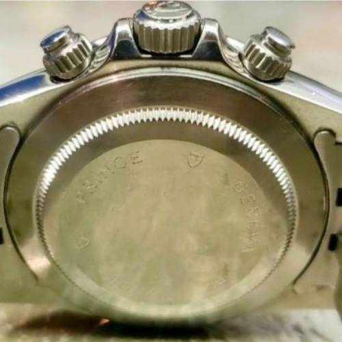 超美真品.99%NEW近全新.靚靚閃爍放射紫藍色DIAL.完美無暇精鋼外圈.有“TIGER”字
T...