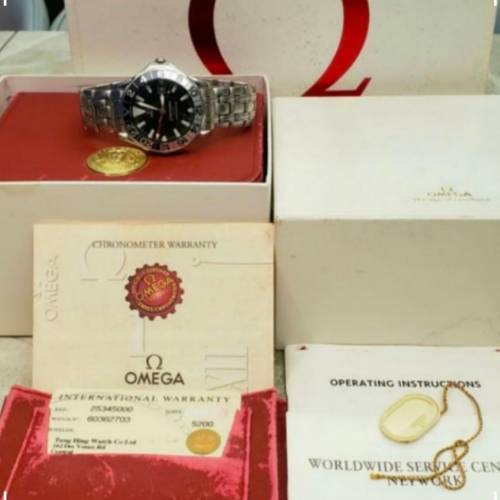 真品.少有出售.罕見香港行貨FULL SET大全套.GMT两地時間.已抹好油頂級狀態
OMEGA S...