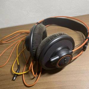 AKG K712 Pro headphone