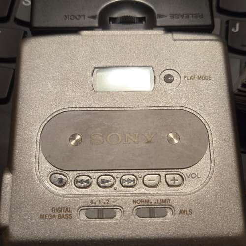 Sony MD Walkman MD機MZ-E35 + 全新未開封TDK MD碟x4 - 二手或