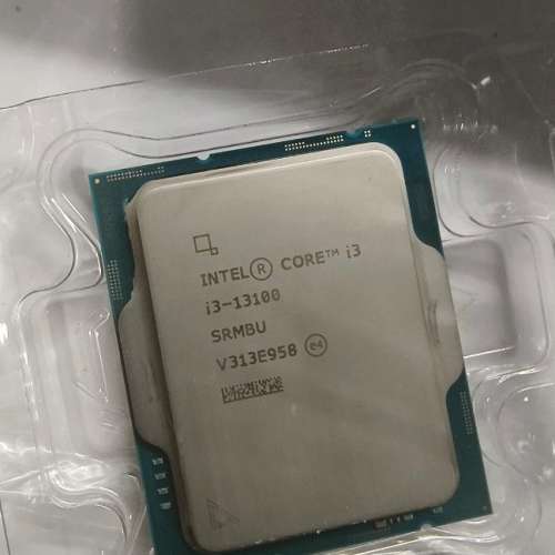 intel i3-13100 CPU with stock cooler LGA1700