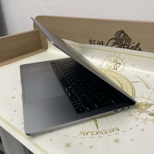 (荃灣實體店高配i7) APPLE Macbook Pro 2018 ver Retina i7 2.7/ 16gb ram/256gb S...