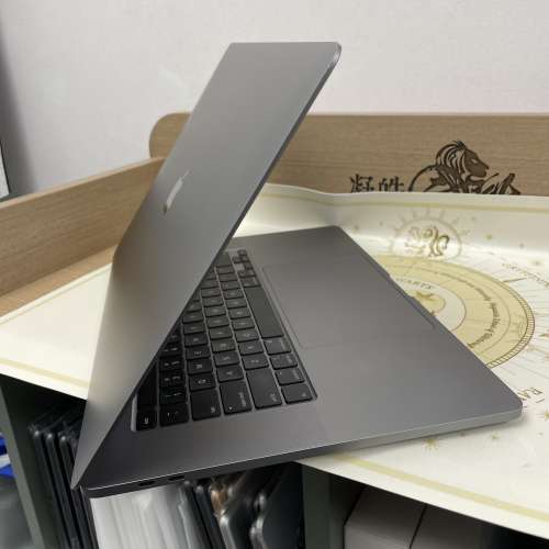 (荃灣實體店i9高配) APPLE Macbook Pro 2019 ver Retina i9 2.4 /32gb ram/1TB SSD...