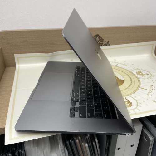 (荃灣實體店i9高配) APPLE Macbook Pro 2019 ver Retina i9 2.4 /32gb ram/1TB SSD...