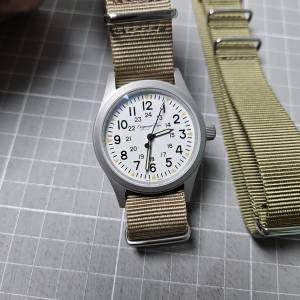 95%new白面38mm Hamilton款軍錶日本精工掃秒石英機芯