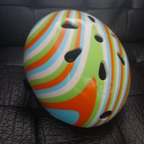 兒童 單車 滑板車 頭盔 (靚色)