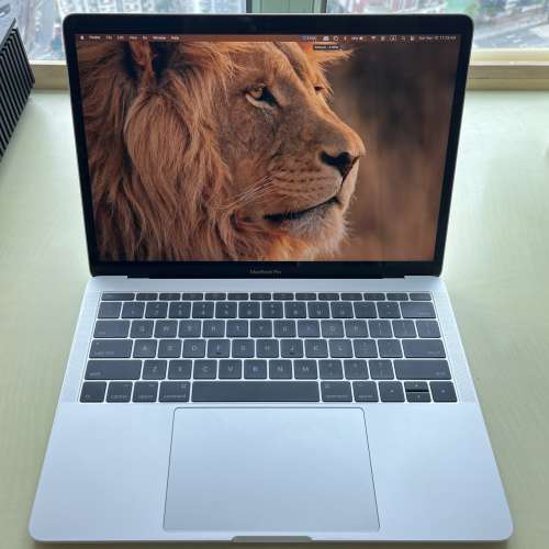 MacBook Pro 13" (2017) i5 8G 256SSD / Silver