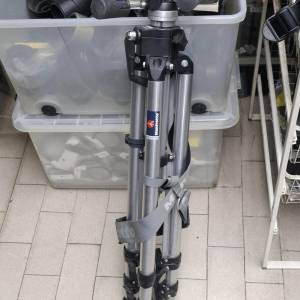 感謝客人捐出 MANFFROTTO GRUPPO 重型腳架 + MANFTOTTO 141RC波頭 $300 款項全數捐...