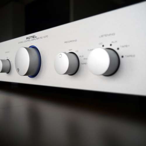 Rotel  RC-1070 Pre Amplifier