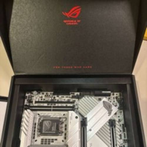 Asus ROG Z790 Apex