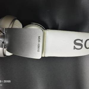 SONY MDR-XB610