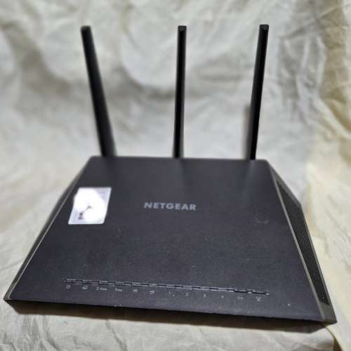 NETGEAR NIGHTHAWK R7000 AC1900 WIFI ROUTER