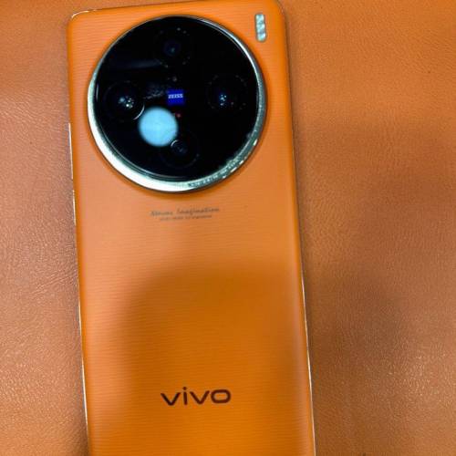 出售港行vivo x100 pro 橙色一部（未過保養期）