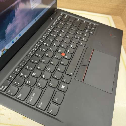 (最平頂配type C X1 Carbon 8代) Lenovo Ultrabook ThinkPad i7-8650U/ i7/16GB/25...