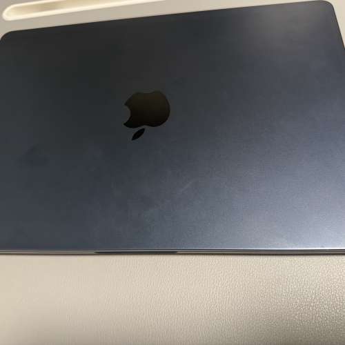 MacBook Air m2 13.6” 8gb ram+256gb