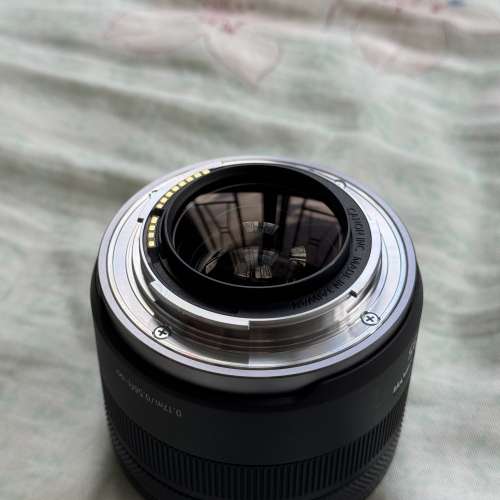 Canon RF 35mm f1.8 Marco