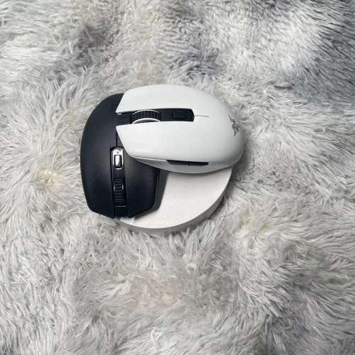 Razer抖雷蛇 八岐大蛇V2雷蛇鼠標八岐大蛇V2無線鼠標酷洛米耿鬼款遊戲辦公鼠標