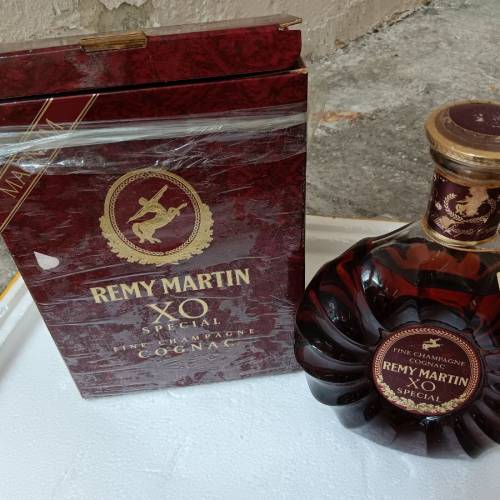 80年代舊裝人頭馬 XO