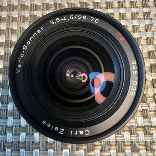 Carl Zeiss  vario-Sonnar 28-70mm f/3.5-4.5