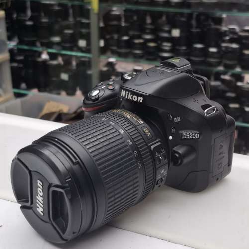 NIKON D5600 + NIKON AF-S 16-85 F3.5-5 6G ED VR  NIKON D5200 + NIKON AF-S 18-105